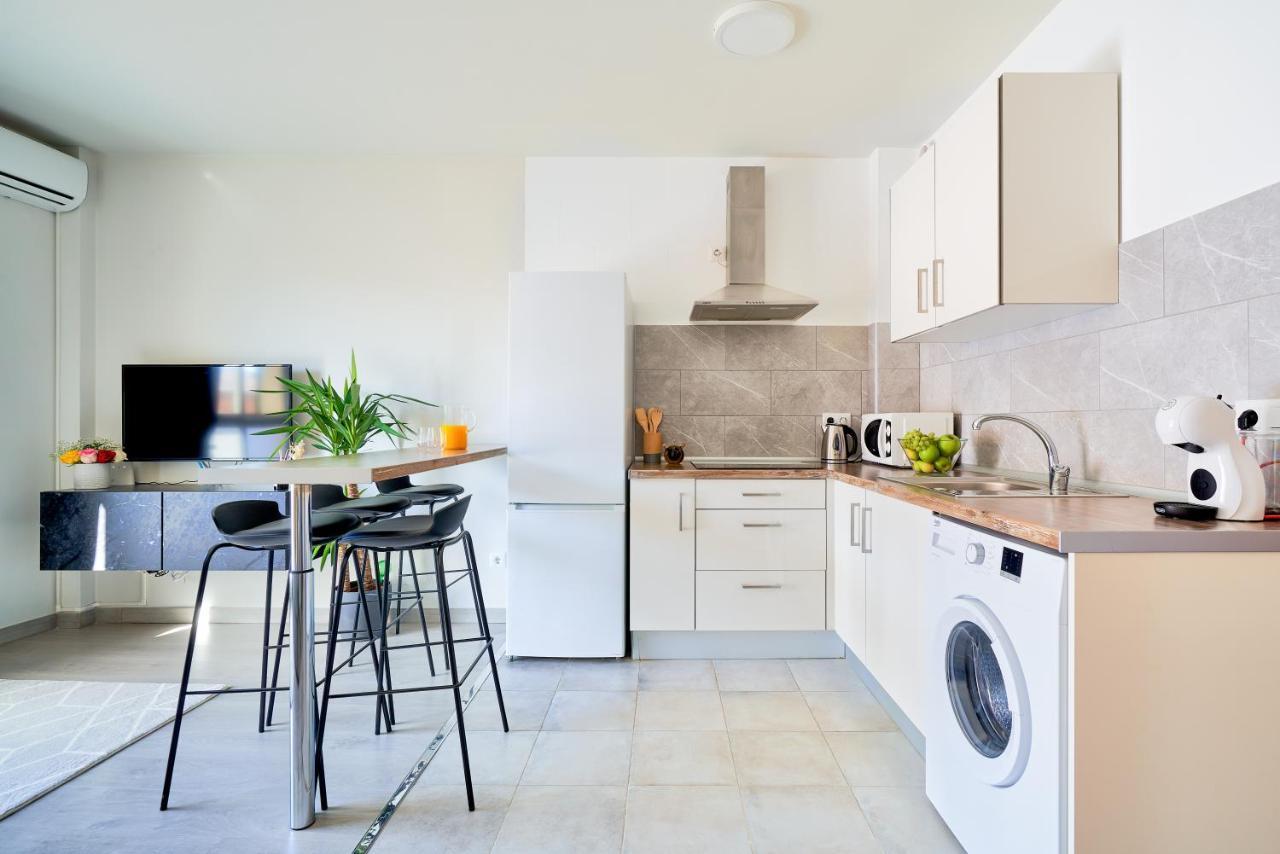 Charming And Bright Flat In The Heart Of Malaga Apartment Exterior photo